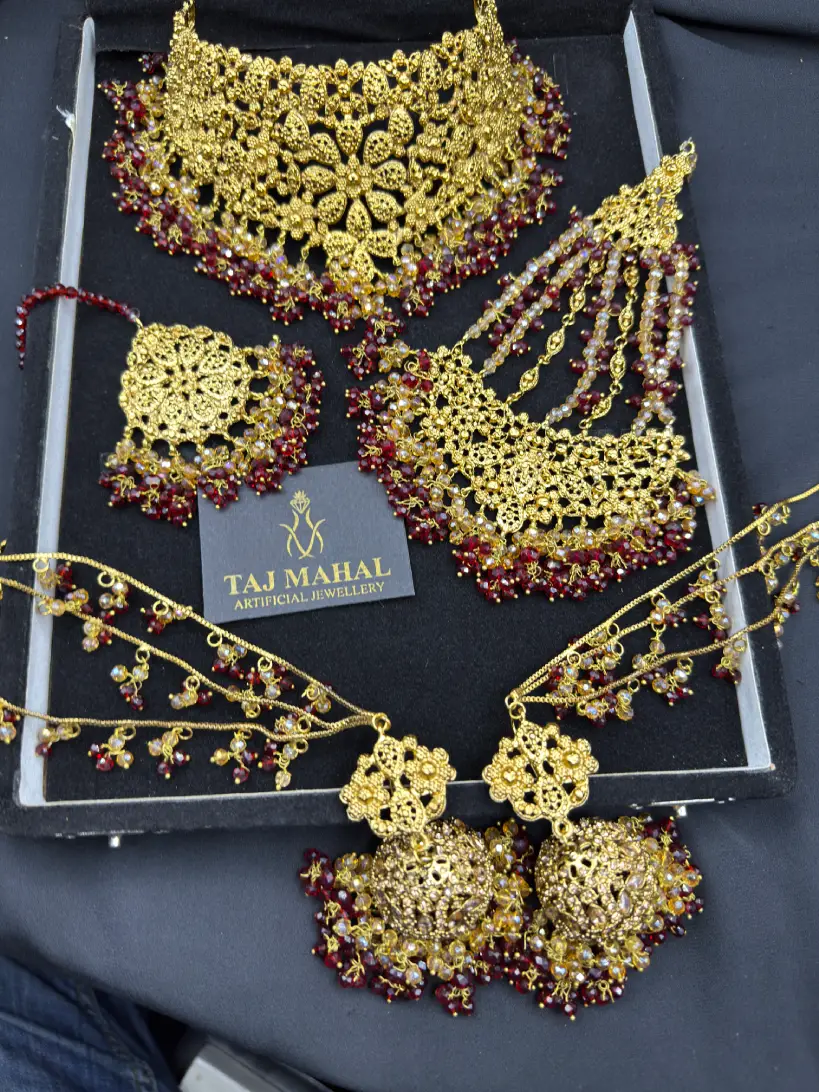 Gold plated colar set just like gold weghtless jewelry necklace jhumka tikka or jhumar - Image 4